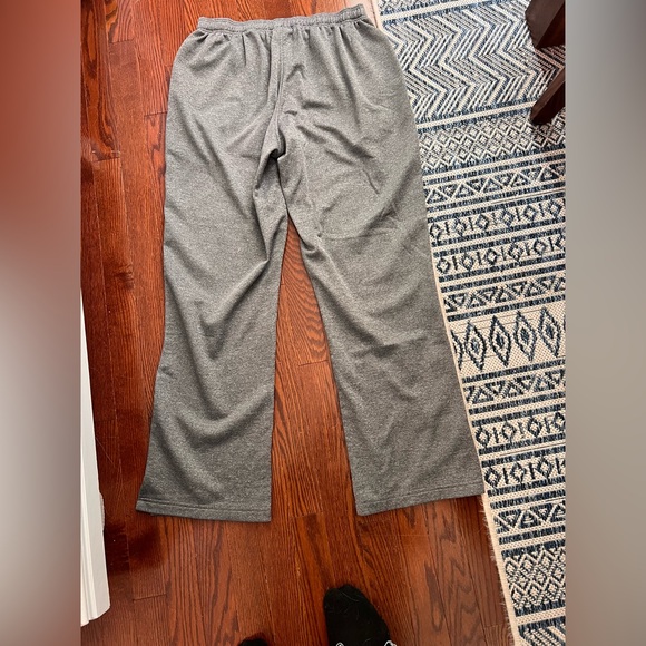 Bauer hockey pants.‎ - Picture 3 of 3